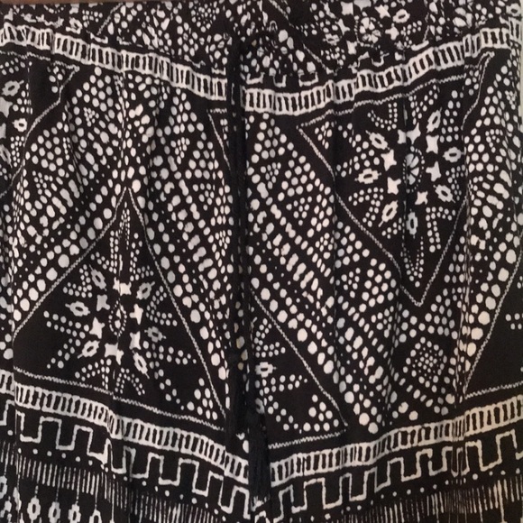 Black and white flowy pants - Picture 2 of 2